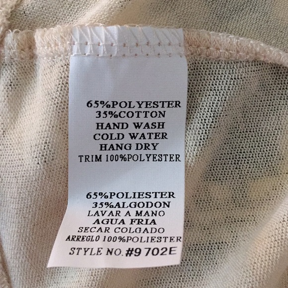 Mur Mur shark bite hem top NWT - Picture 8 of 8